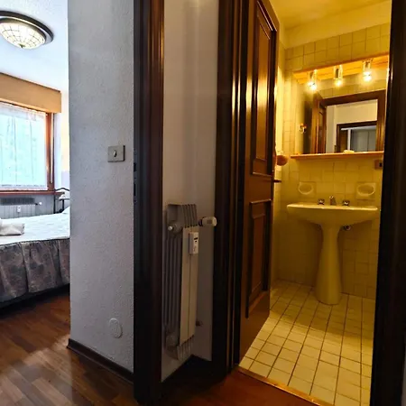 Appartement Hostdomus - Violet *