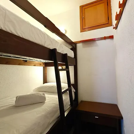 Hostdomus - Violet Сестриере